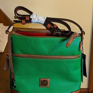 NWT Dooney & Bourke green pebble leather crossbody